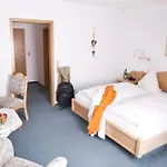 Bio-hotel Uplaender Hof Hotel 3*