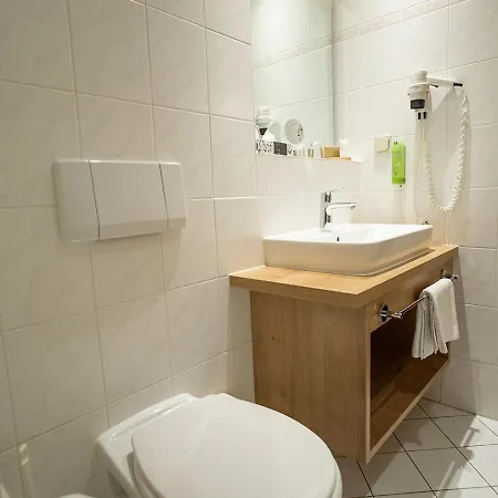 Bio-hotel Uplaender Hof 3* וילינגן